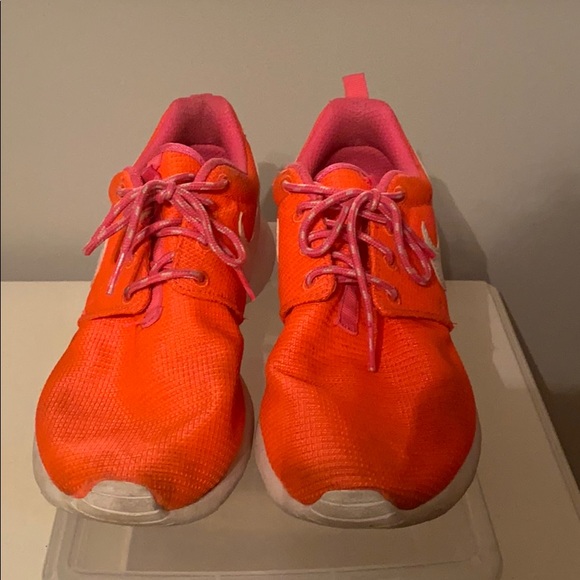 Pink Roshe Run - Picture 4 of 4